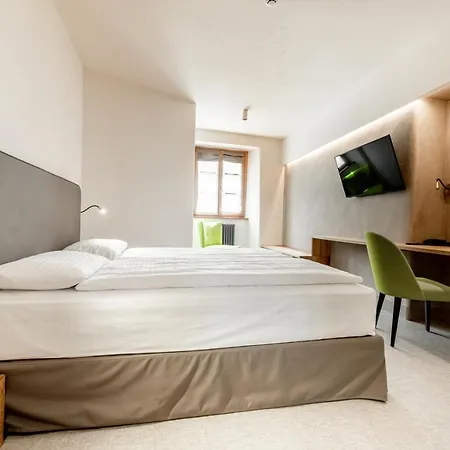 Hotel Curt Di Clement Eco Mobility