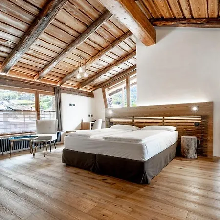 Hotel Curt Di Clement Eco Mobility
