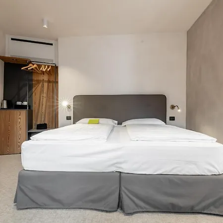 Hotel Curt Di Clement Eco Mobility 4*