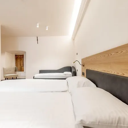 Curt Di Clement Eco Mobility 4* Tirano