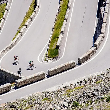 Curt Di Clement Eco Mobility 4* Tirano