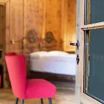 Otel Curt Di Clement Eco Mobility